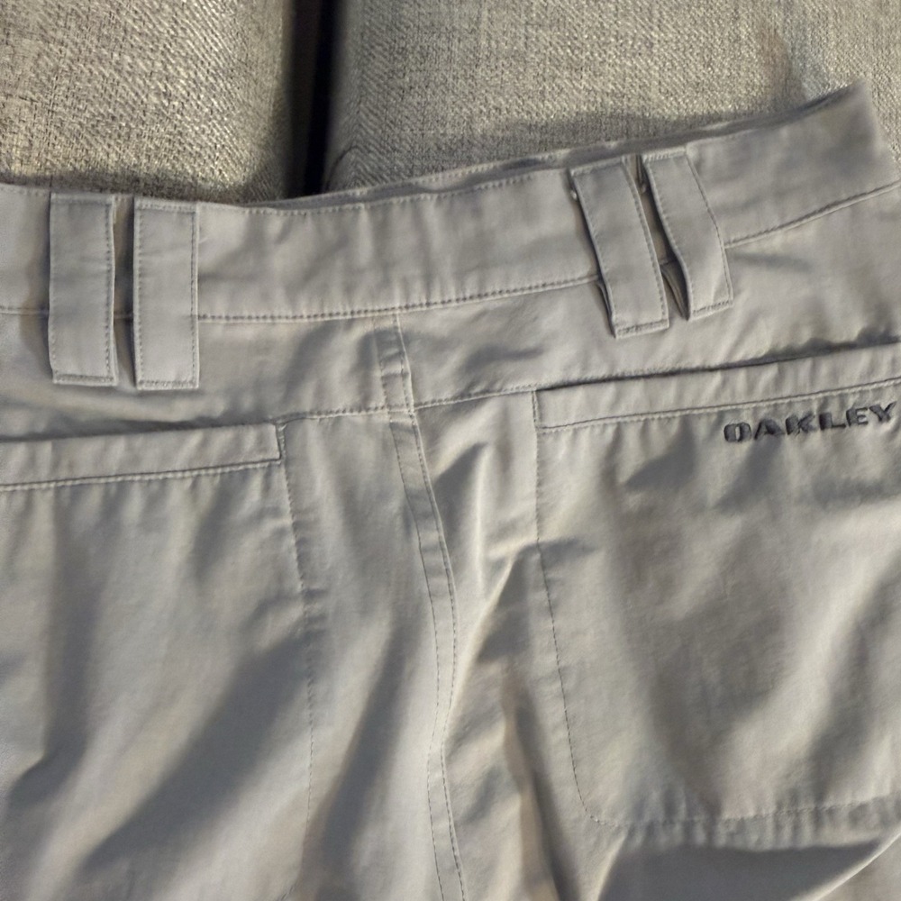 Oakley Golf Pants Mens 30x32 Gray Performance Stretch Lightweight Flat - Picture 14 of 14